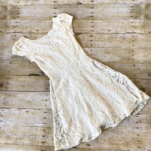 Love Fire Cream Lace Dress